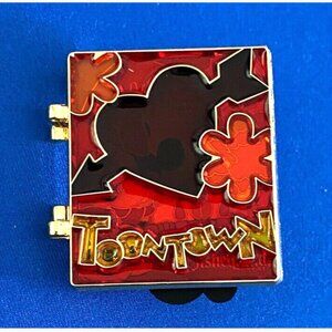 DISNEY CE LE Stained Glass TOONTOWN MINNIE MOUSE & HER HOUSE Pin & freebie